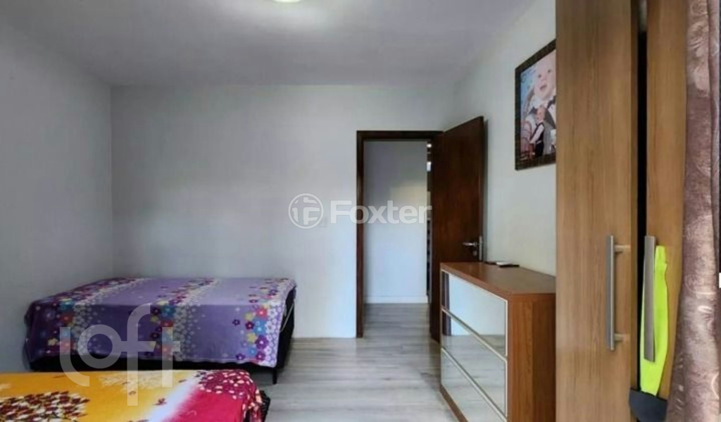 Casa de Condomínio à venda com 3 quartos, 204m² - Foto 3