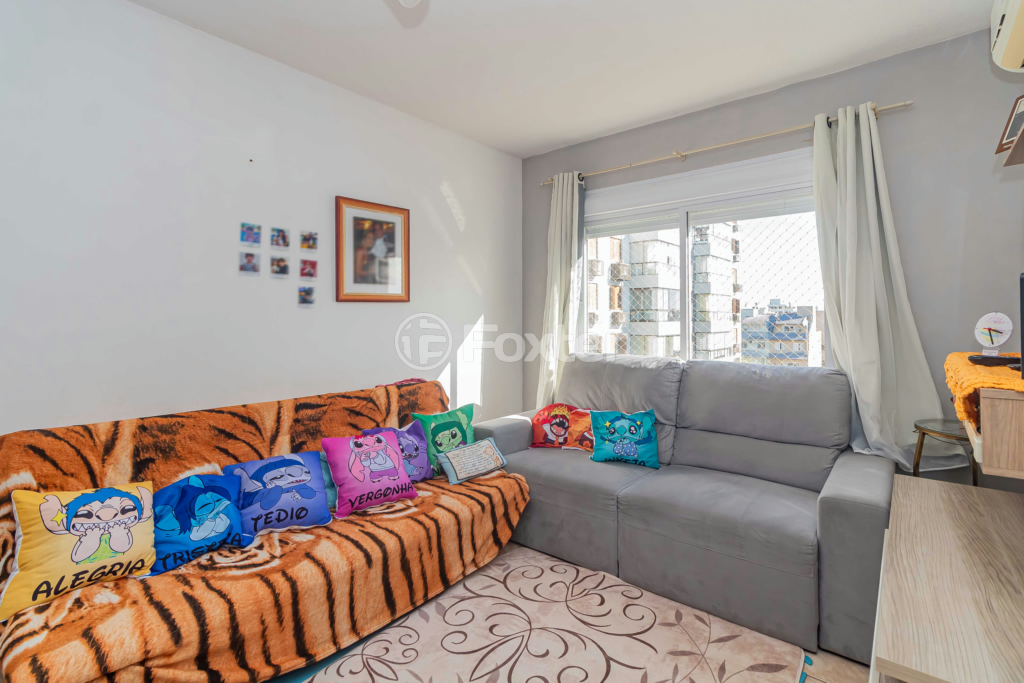 Apartamento à venda com 2 quartos, 68m² - Foto 2