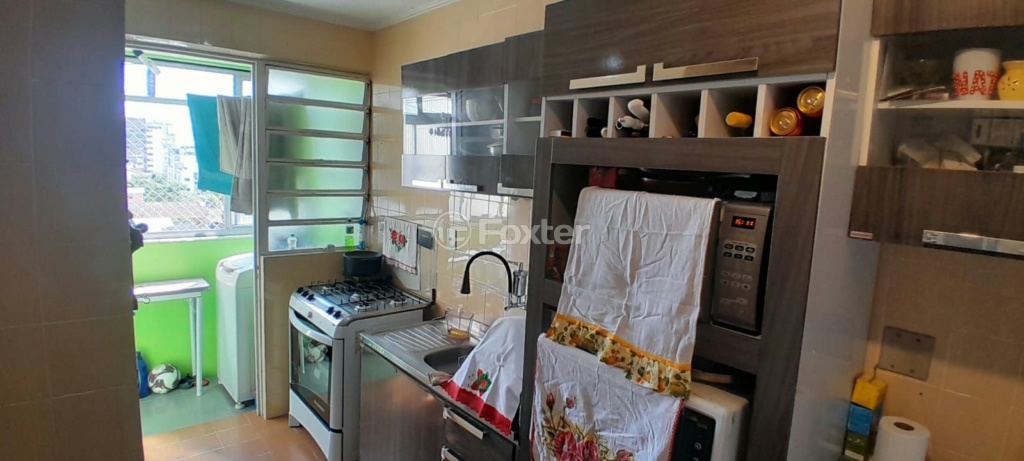 Apartamento à venda com 2 quartos, 68m² - Foto 3
