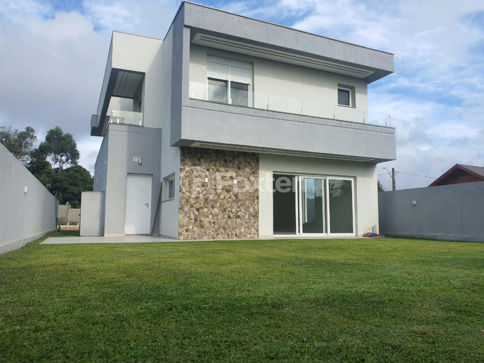 Casa de Condomínio à venda com 3 quartos, 224m² - Foto 2