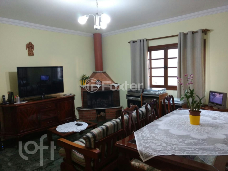 Casa à venda com 4 quartos, 500m² - Foto 1