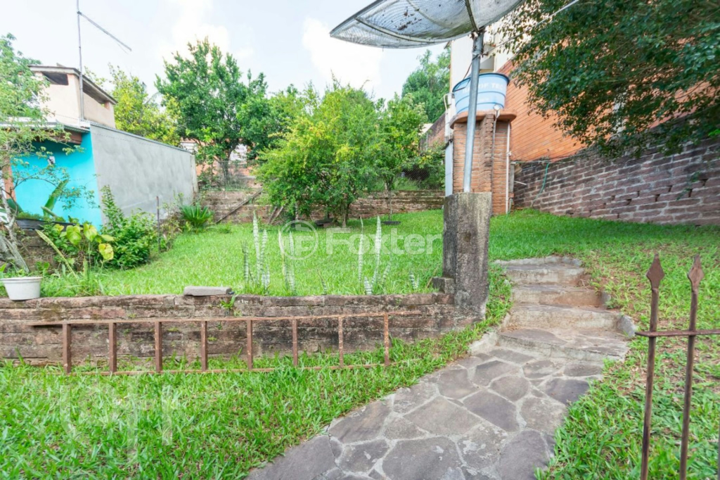 Casa à venda com 5 quartos, 226m² - Foto 25