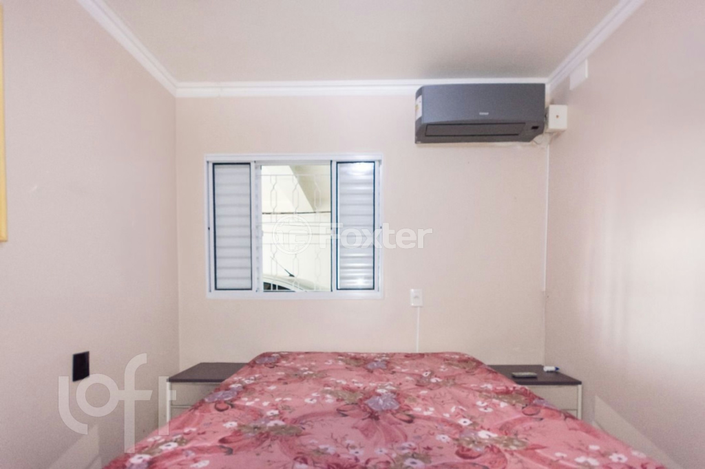 Casa à venda com 5 quartos, 226m² - Foto 11