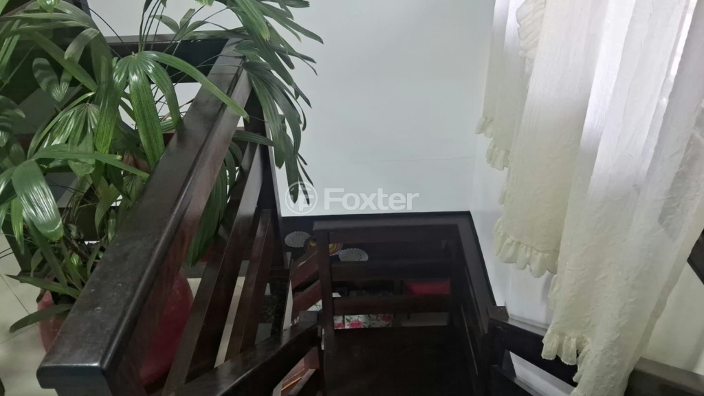 Casa à venda com 3 quartos, 250m² - Foto 7