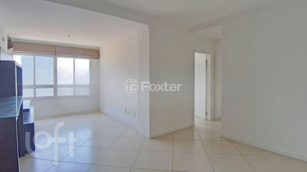 Apartamento à venda com 2 quartos, 67m² - Foto 2