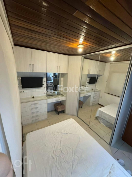 Casa à venda com 4 quartos, 220m² - Foto 8
