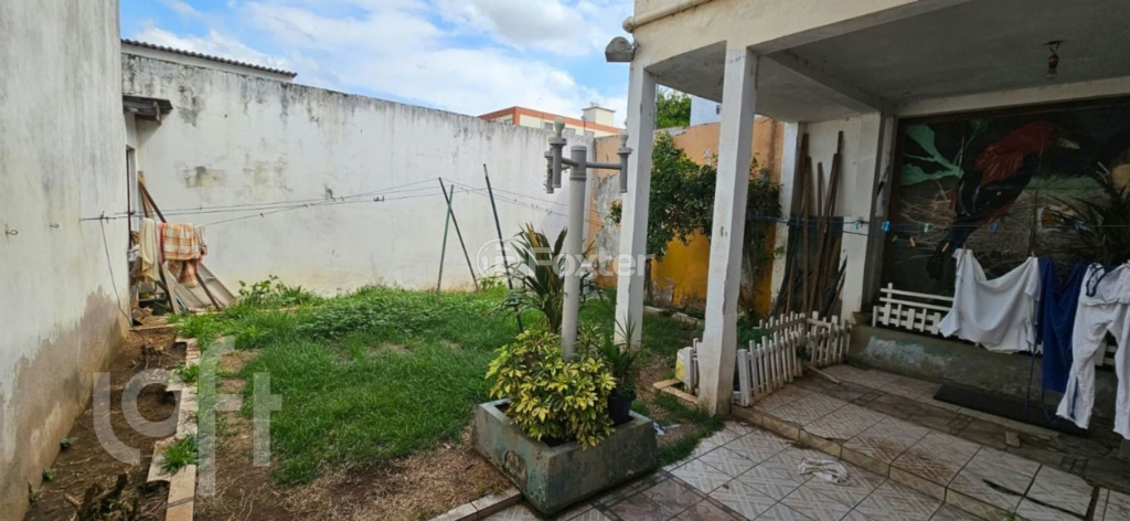 Casa à venda com 5 quartos, 216m² - Foto 12