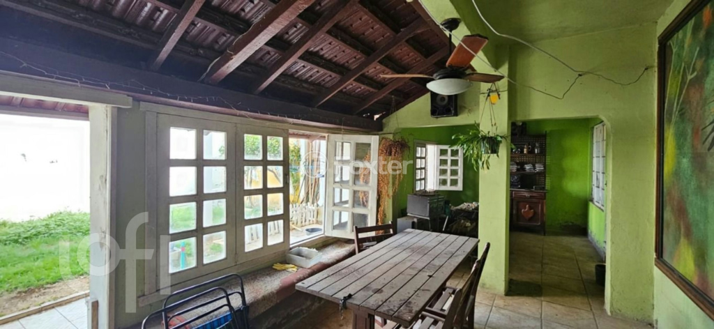 Casa à venda com 5 quartos, 216m² - Foto 8