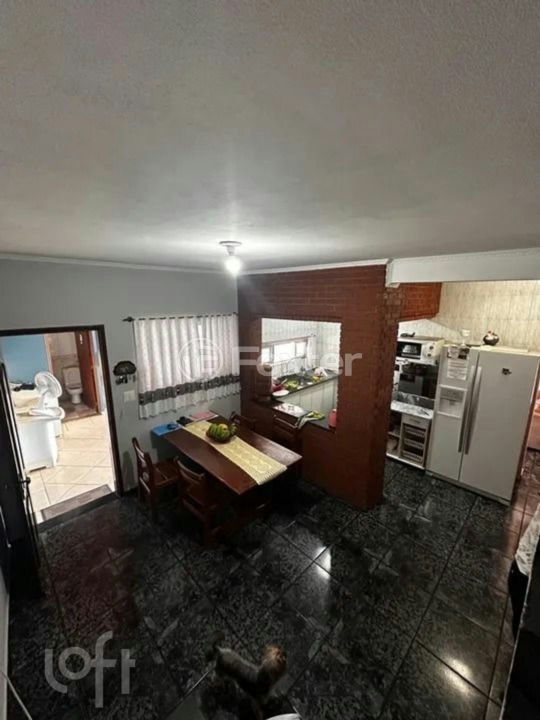 Casa à venda com 3 quartos, 140m² - Foto 2