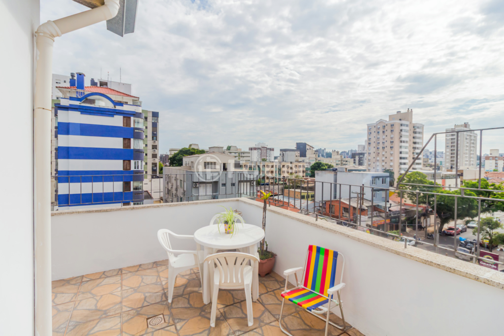 Cobertura à venda com 2 quartos, 102m² - Foto 1