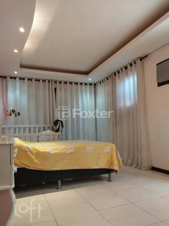 Casa à venda com 3 quartos, 270m² - Foto 5
