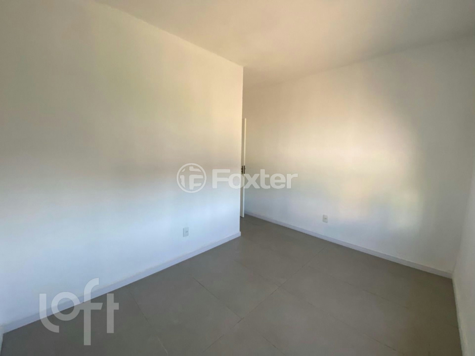 Casa à venda com 3 quartos, 65m² - Foto 12