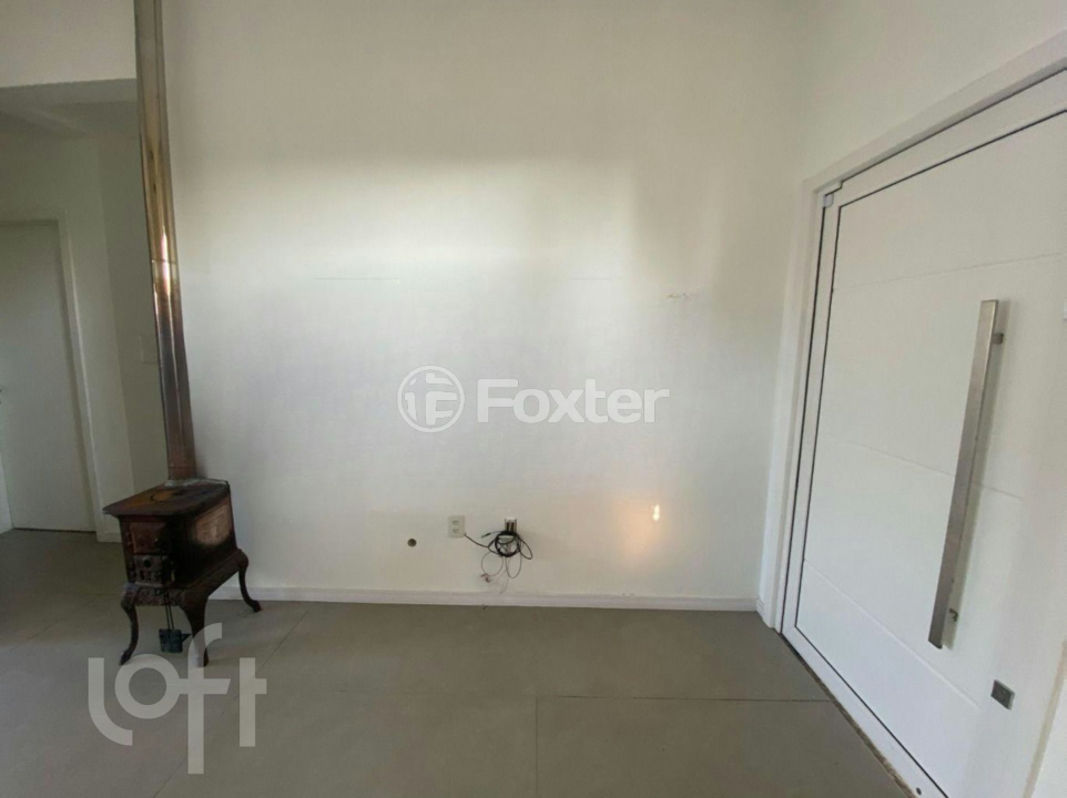 Casa à venda com 3 quartos, 65m² - Foto 4