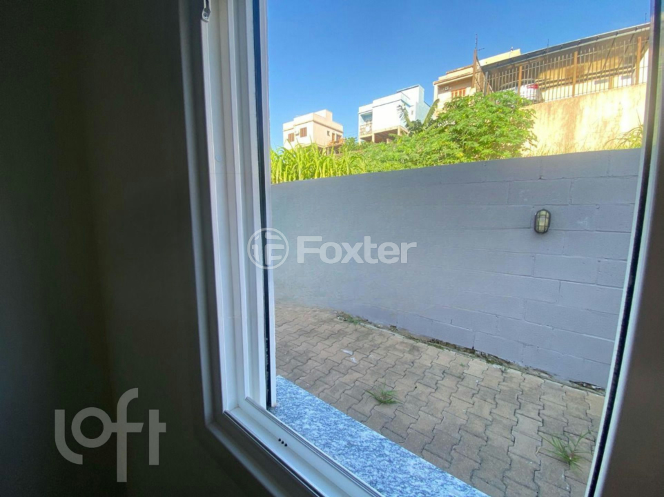 Casa à venda com 3 quartos, 65m² - Foto 29