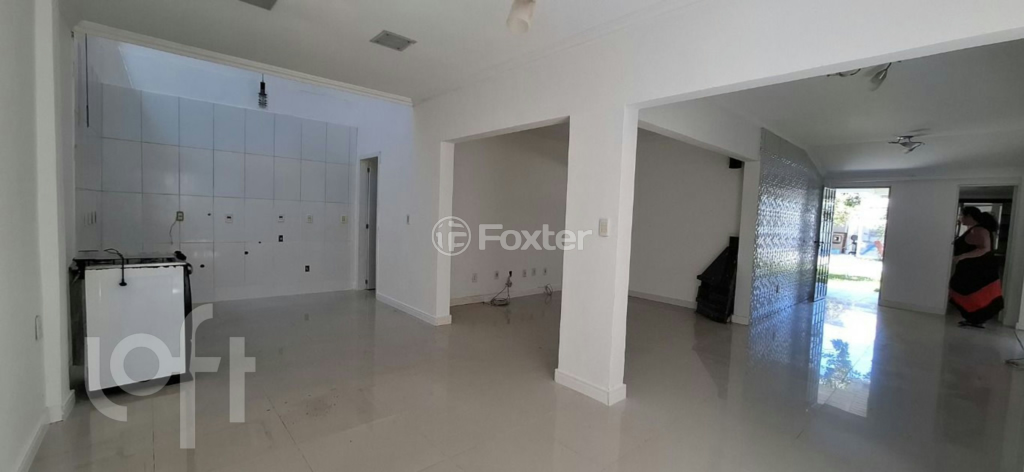 Casa à venda com 3 quartos, 160m² - Foto 3