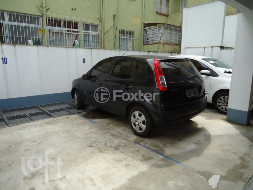 Apartamento à venda com 1 quarto, 41m² - Foto 29