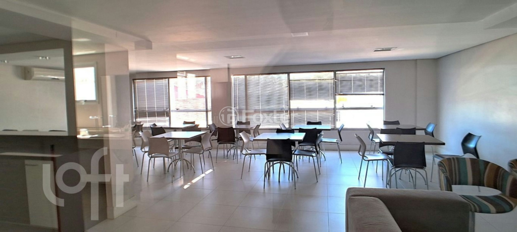 Apartamento à venda com 2 quartos, 77m² - Foto 17