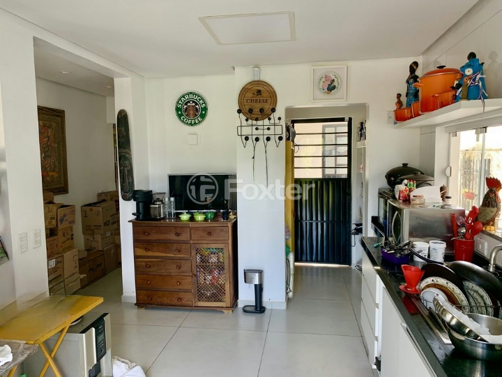 Casa à venda com 3 quartos, 119m² - Foto 8