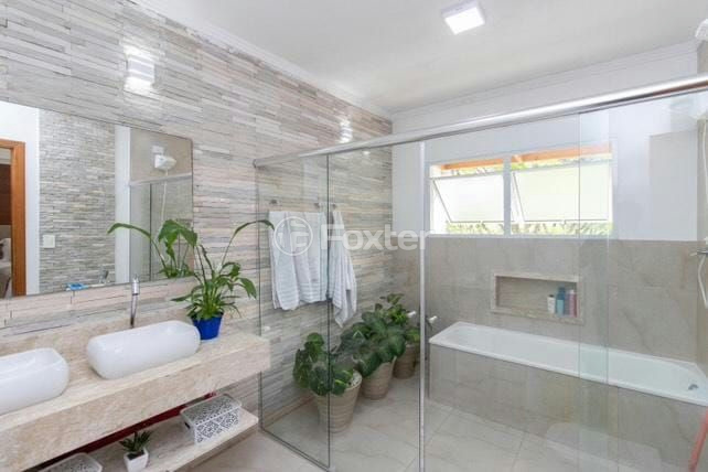 Casa à venda com 5 quartos, 300m² - Foto 64