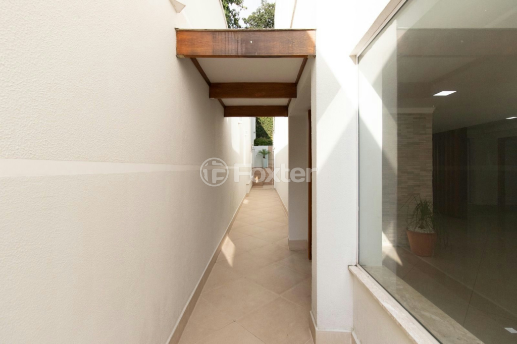 Casa à venda com 5 quartos, 300m² - Foto 41