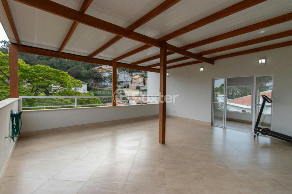 Casa à venda com 5 quartos, 300m² - Foto 31