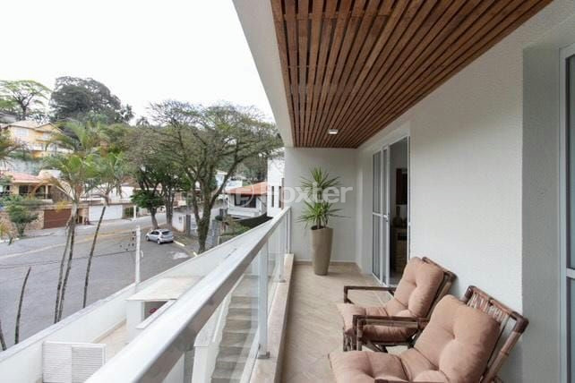 Casa à venda com 5 quartos, 300m² - Foto 32