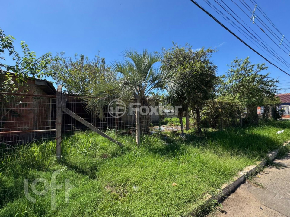 Casa à venda com 2 quartos, 50m² - Foto 4