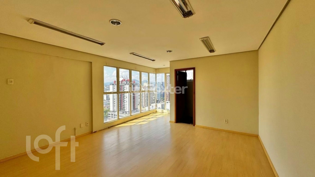 Cobertura à venda com 1 quarto, 287m² - Foto 28