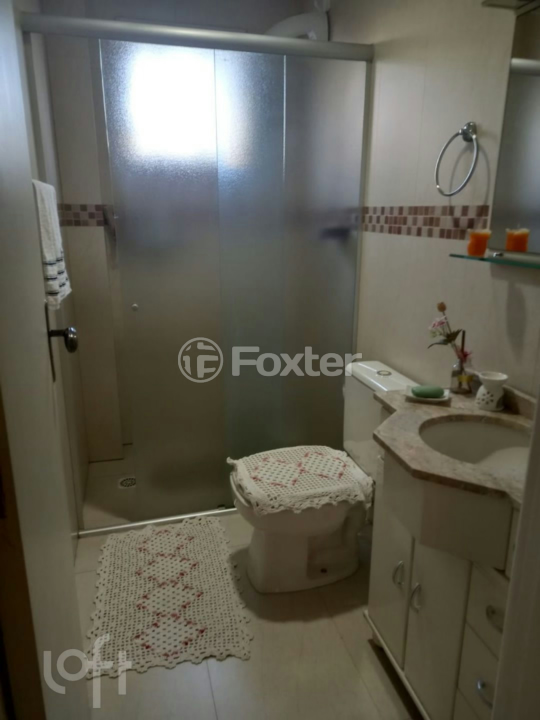 Casa à venda com 4 quartos, 201m² - Foto 1