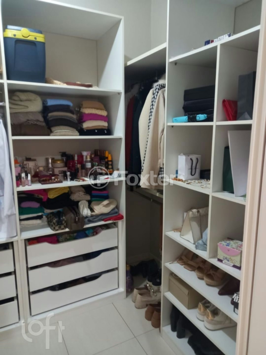 Casa à venda com 4 quartos, 201m² - Foto 10