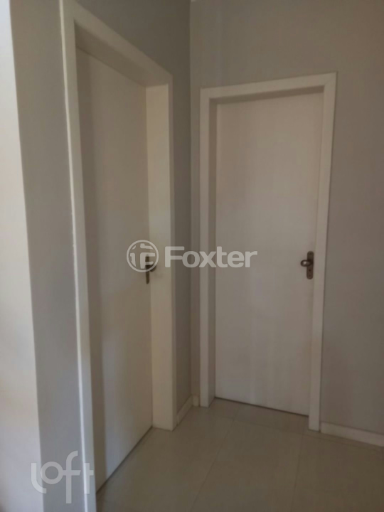 Casa à venda com 4 quartos, 201m² - Foto 4