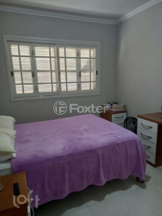 Casa à venda com 4 quartos, 201m² - Foto 3