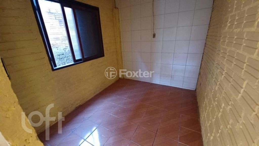 Casa à venda com 4 quartos, 138m² - Foto 2