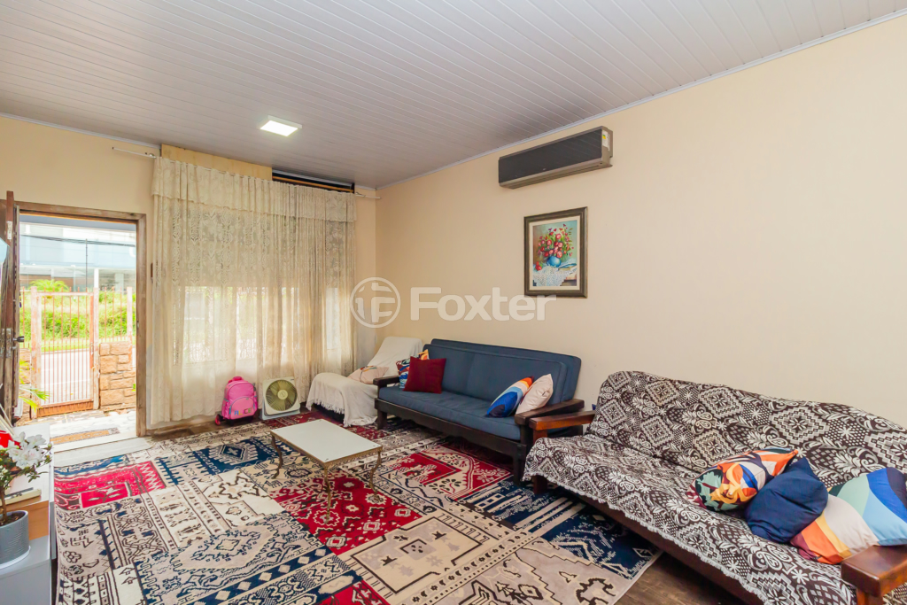 Casa à venda com 2 quartos, 155m² - Foto 2