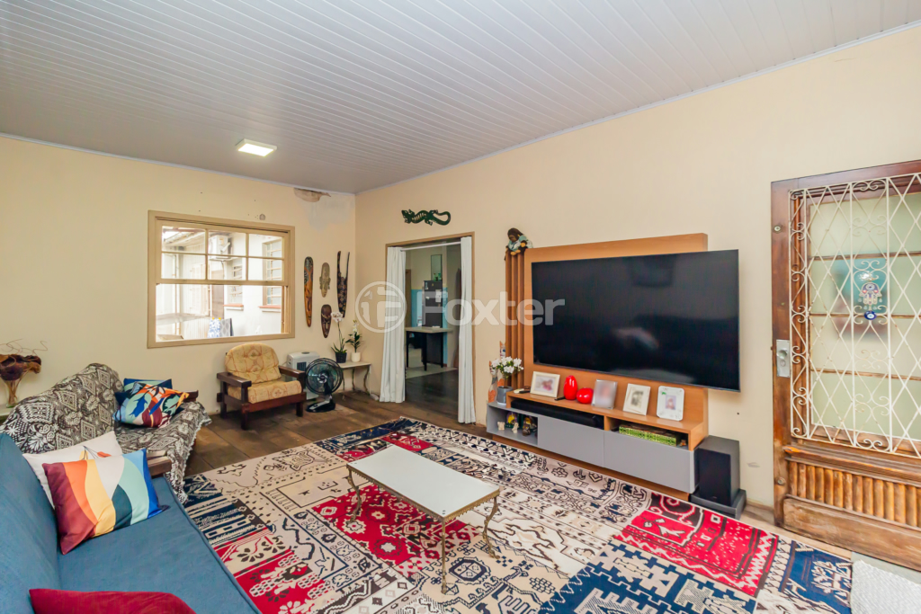 Casa à venda com 2 quartos, 155m² - Foto 4