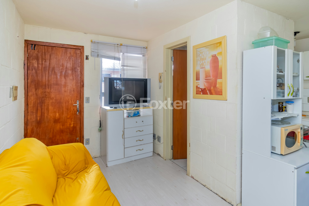 Apartamento à venda com 2 quartos, 42m² - Foto 2
