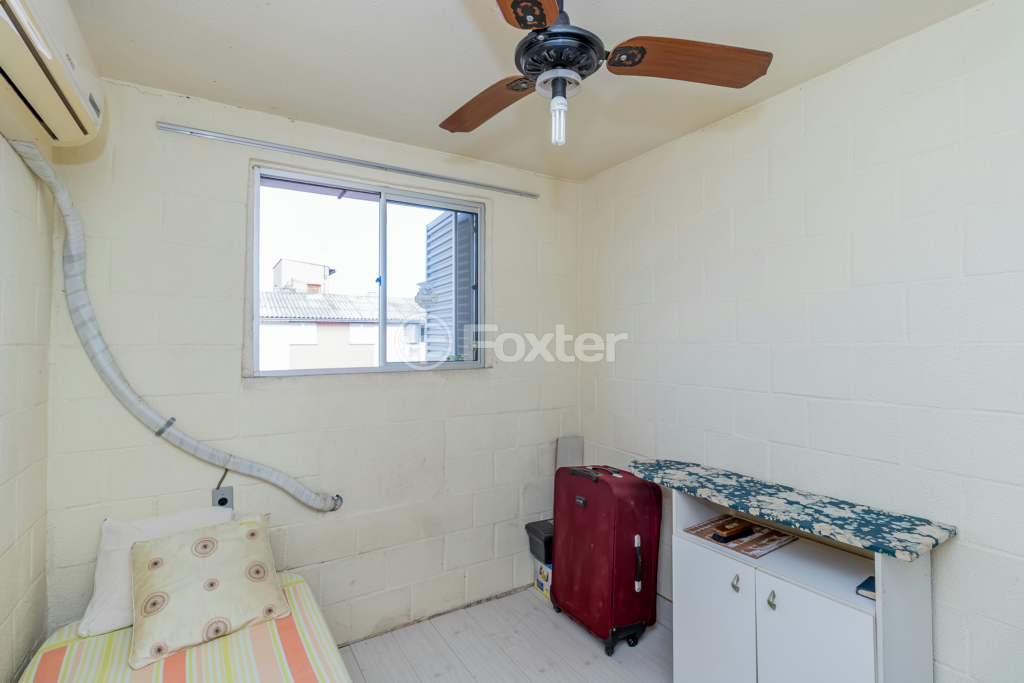 Apartamento à venda com 2 quartos, 42m² - Foto 12