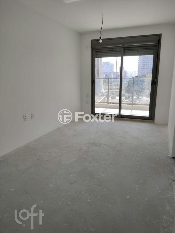 Apartamento à venda com 3 quartos, 125m² - Foto 2