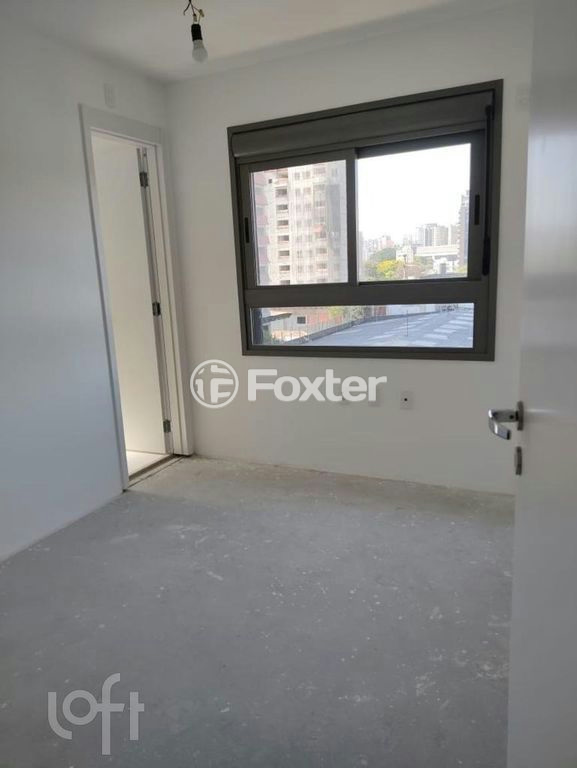 Apartamento à venda com 3 quartos, 125m² - Foto 3