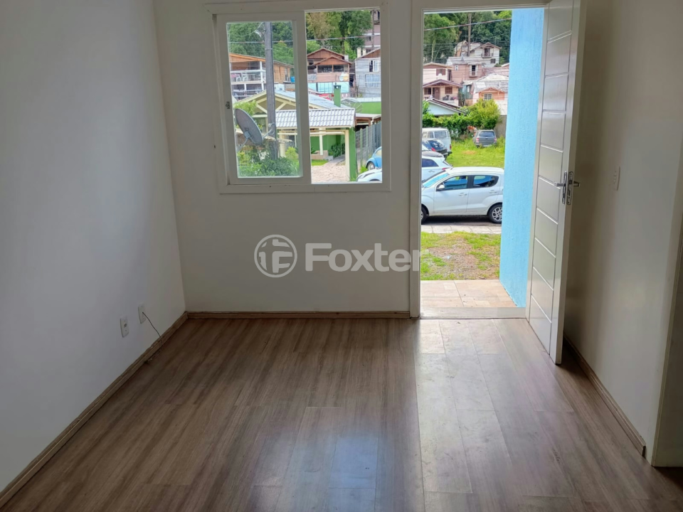 Casa à venda com 2 quartos, 59m² - Foto 3