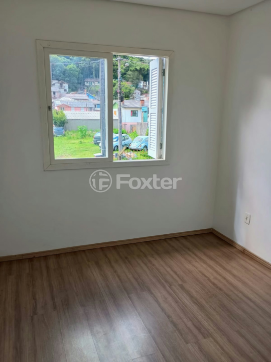Casa à venda com 2 quartos, 59m² - Foto 9
