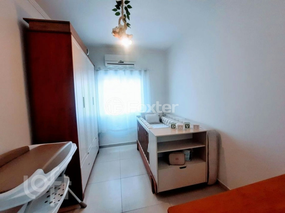 Casa à venda com 2 quartos, 65m² - Foto 4