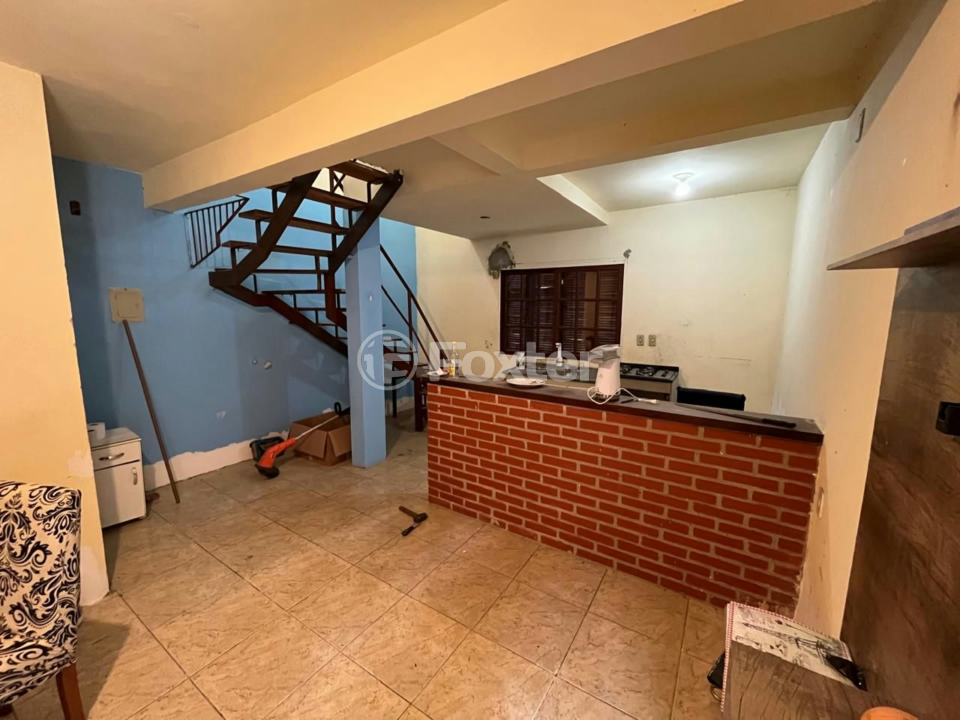 Casa à venda com 3 quartos, 173m² - Foto 1