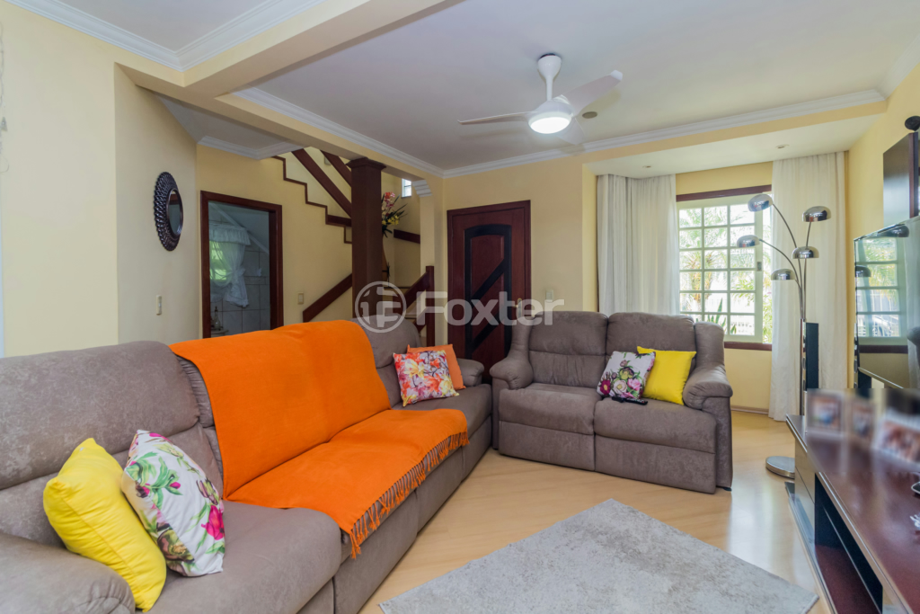 Casa à venda com 3 quartos, 253m² - Foto 5