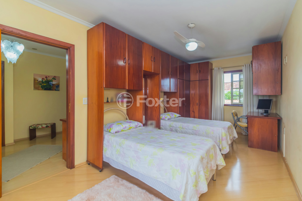 Casa à venda com 3 quartos, 253m² - Foto 15