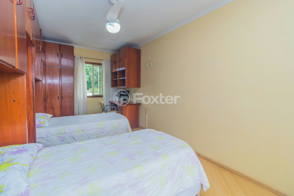 Casa à venda com 3 quartos, 253m² - Foto 16