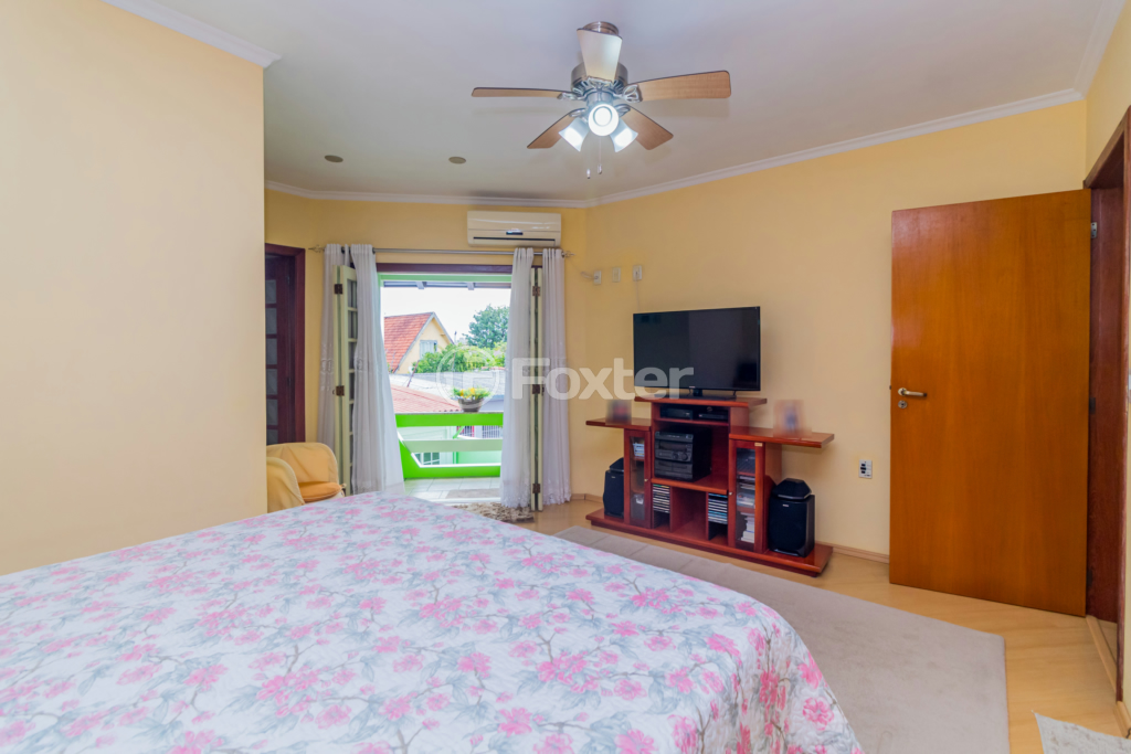 Casa à venda com 3 quartos, 253m² - Foto 27