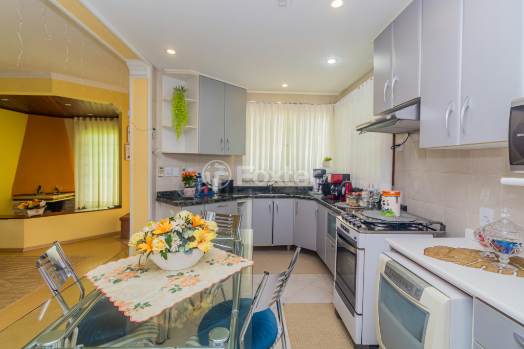 Casa à venda com 3 quartos, 253m² - Foto 35