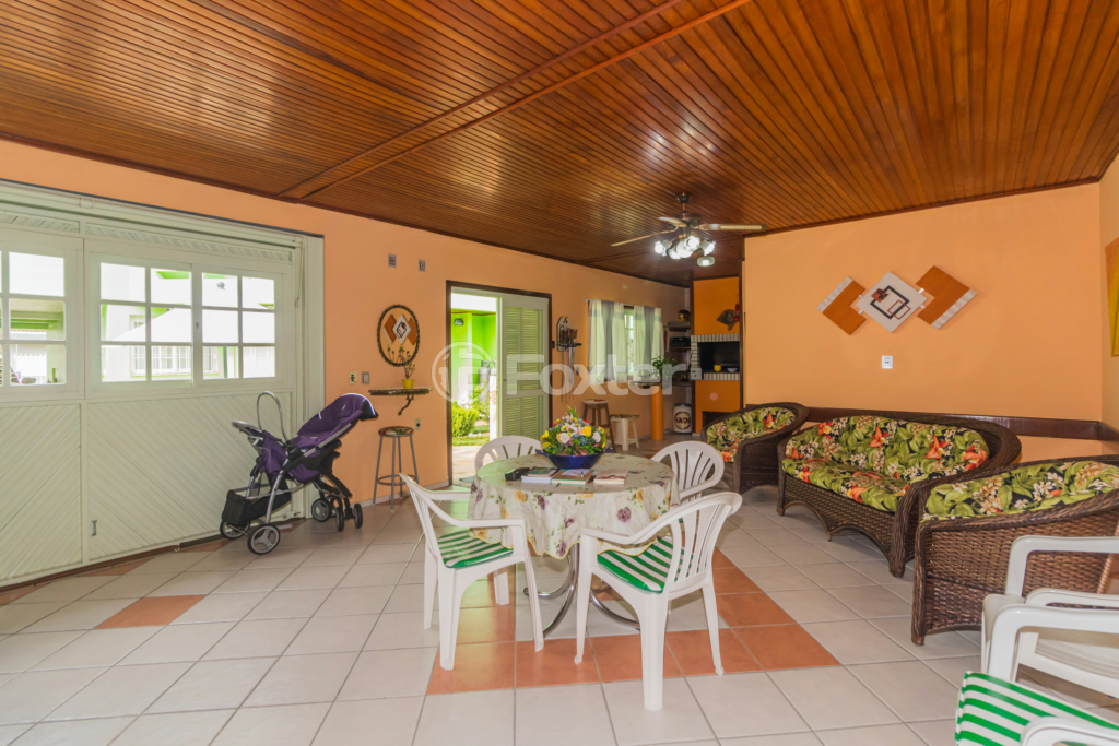 Casa à venda com 3 quartos, 253m² - Foto 42