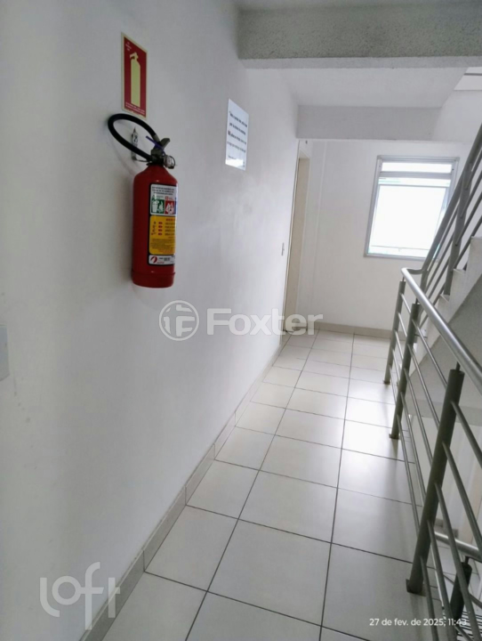 Apartamento à venda com 2 quartos, 45m² - Foto 28